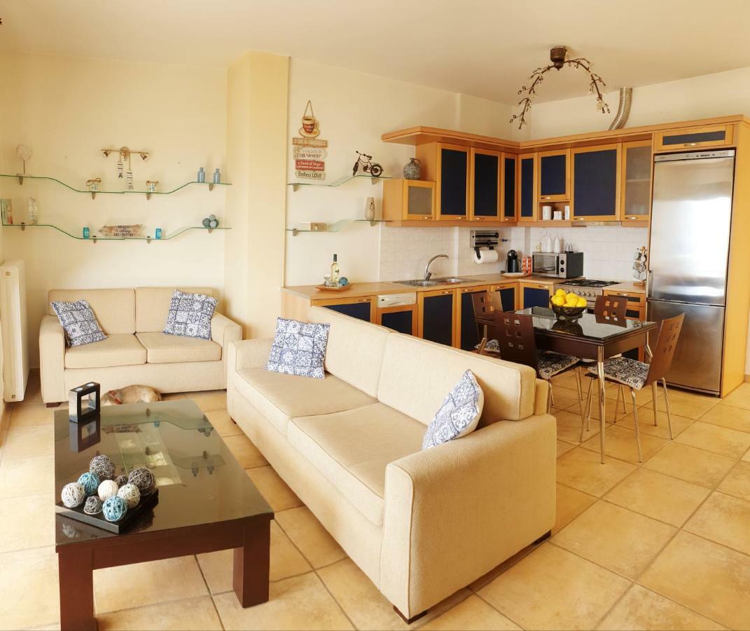 Derveni Seaside Apartments "Penthouse" Eksteriør billede